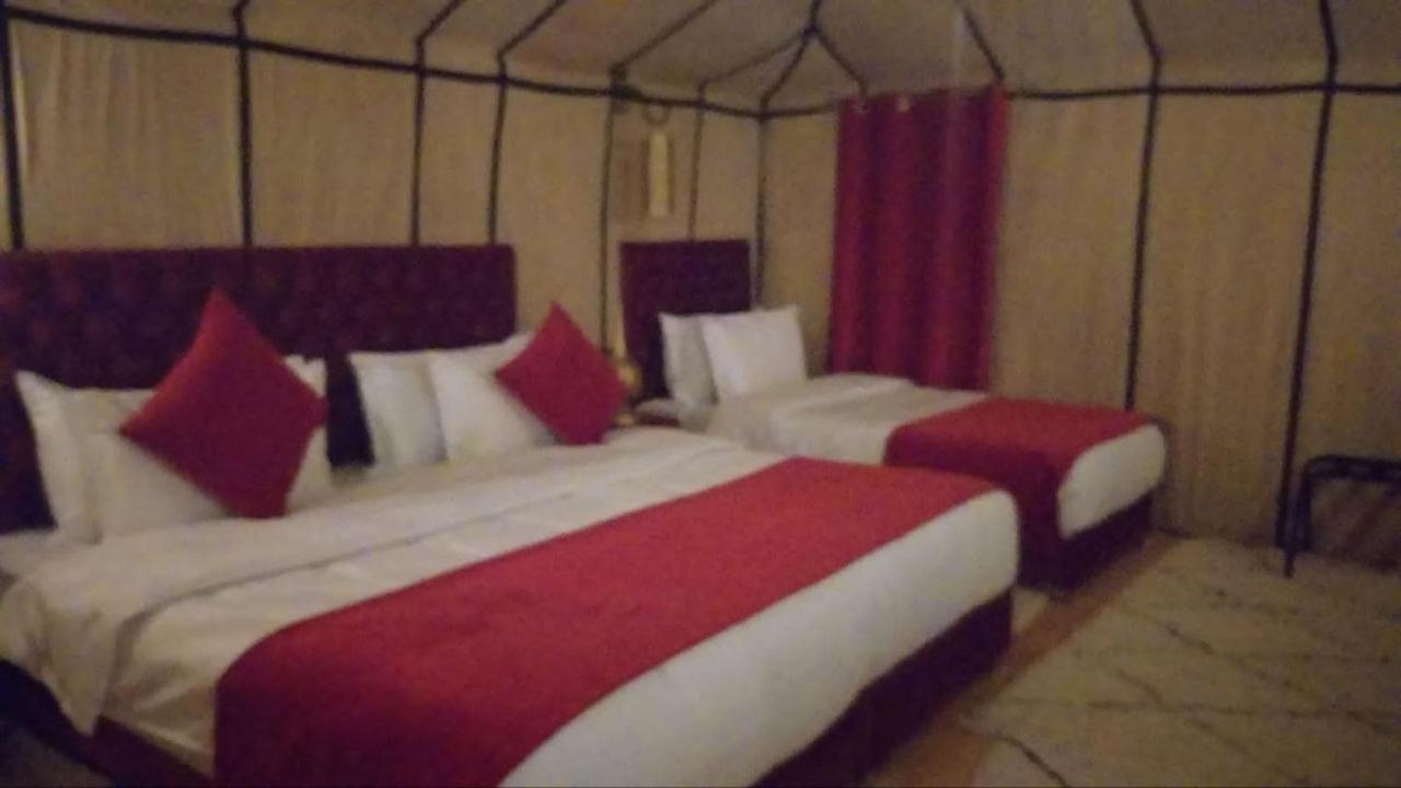 فندق Sahara Luxury Camp Vip مرزوكة المظهر الخارجي الصورة